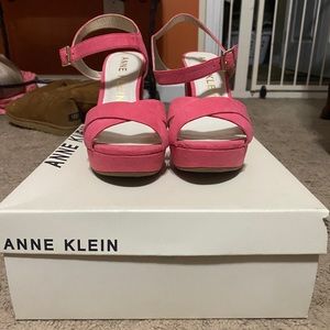 Brand new , never worn